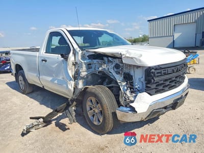 Czwarte zdjęcie samochodu z boku: 2022 CHEVROLET SILVERADO C1500 VIN:3GCNAAED1NG679462 - miniatura
