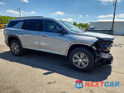 Czwarte zdjęcie samochodu z boku: 2026 CHEVROLET TRAVERSE LT VIN:1GNEVGKS8TJ288497 - miniatura