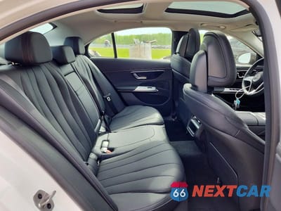 Zdjęcie 10 z 12 samochodu: 2026 MERCEDES-BENZ E 350 4MATIC VIN:W1KLF4HB0TA220459 - miniatura