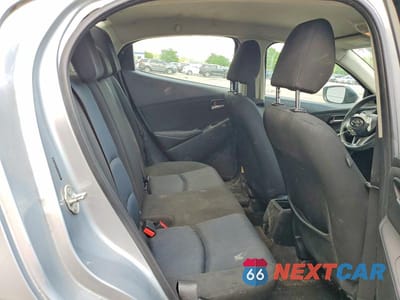 Zdjęcie 10 z 12 samochodu: 2018 TOYOTA YARIS IA BASE VIN:3MYDLBYV7JY304715 - miniatura