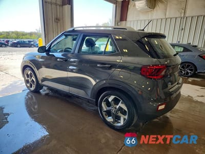 Drugie zdjęcie samochodu z przodu: 2023 HYUNDAI VENUE SEL VIN:KMHRC8A30PU269460 - miniatura