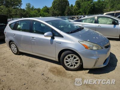 Czwarte zdjęcie samochodu z boku: 2012 TOYOTA PRIUS V TWO VIN:JTDZN3EU9C3029621 - miniatura