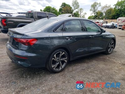 Trzecie zdjęcie samochodu z tyłu: 2023 AUDI A3 PREMIUM PLUS VIN:WAUHUDGY9PA049659 - miniatura
