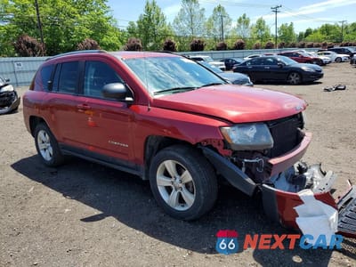 Czwarte zdjęcie samochodu z boku: 2014 JEEP COMPASS SPORT VIN:1C4NJDBB2ED809461 - miniatura