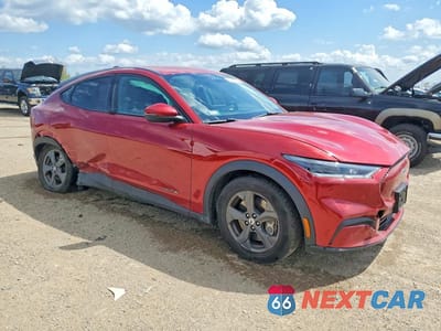 Czwarte zdjęcie samochodu z boku: 2021 FORD MUSTANG MACH-E SELECT VIN:3FMTK1SS4MMA08113 - miniatura