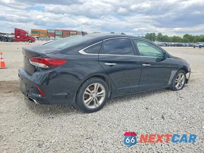 Trzecie zdjęcie samochodu z tyłu: 2018 HYUNDAI SONATA SEL+ VIN:5NPE34AF1JH710990 - miniatura