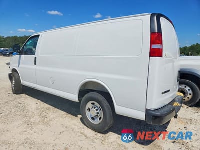 Drugie zdjęcie samochodu z przodu: 2025 CHEVROLET EXPRESS 2500 CARGO DELIVERY VAN VIN:1GCWGAFP1S1107913 - miniatura