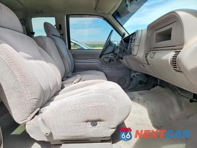 Zdjęcie 10 z 12 samochodu: 1997 GMC SIERRA C3500 VIN:1GTHC39F6VE518644 - miniatura