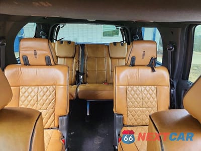 Zdjęcie 10 z 13 samochodu: 2011 LINCOLN NAVIGATOR VIN:5LMJJ2J59BEJ09112 - miniatura