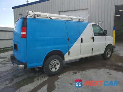 Trzecie zdjęcie samochodu z tyłu: 2018 GMC SAVANA G2500 VIN:1GTW7AFP1J1334324 - miniatura