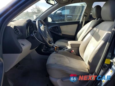 Zdjęcie 7 z 13 samochodu: 2013 TOYOTA RAV4 EV BASE VIN:2T3YL4DV9DW002208 - miniatura