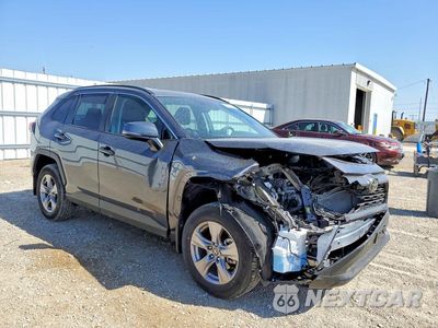 Czwarte zdjęcie samochodu z boku: 2025 TOYOTA RAV4 XLE VIN:2T3P1RFV3SC568262 - miniatura