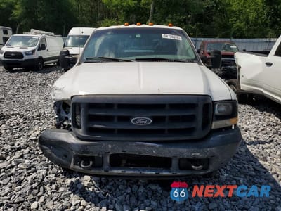 Piąte zdjęcie samochodu w środku: 2004 FORD F350 SUPER DUTY VIN:1FTWW32P94ED90061 - miniatura