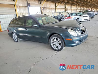 Czwarte zdjęcie samochodu z boku: 2009 MERCEDES-BENZ E 350 4MATIC VIN:WDBUH87X89B371435 - miniatura