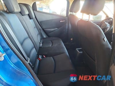 Zdjęcie 10 z 12 samochodu: 2019 TOYOTA YARIS LE VIN:3MYDLBYV7KY521716 - miniatura