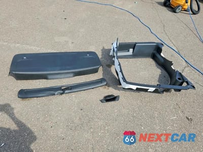 Zdjęcie 13 z 14 samochodu: 2025 JEEP GRAND CHEROKEE LIMITED VIN:1C4RJHBG6S8736085 - miniatura