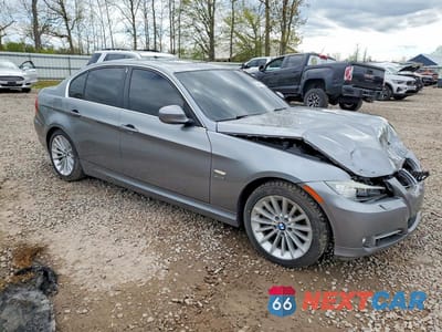 Czwarte zdjęcie samochodu z boku: 2011 BMW 335 XI VIN:WBAPL5C51BA919946 - miniatura