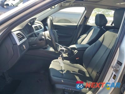 Zdjęcie 7 z 12 samochodu: 2013 BMW 328 I SULEV VIN:WBA3C1G58DNN93222 - miniatura