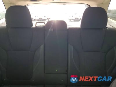 Zdjęcie 10 z 14 samochodu: 2019 SUBARU FORESTER PREMIUM VIN:JF2SKAEC7KH474626 - miniatura