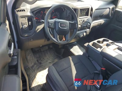 Zdjęcie 8 z 12 samochodu: 2019 GMC SIERRA C1500 VIN:3GTN8AEHXKG235426 - miniatura