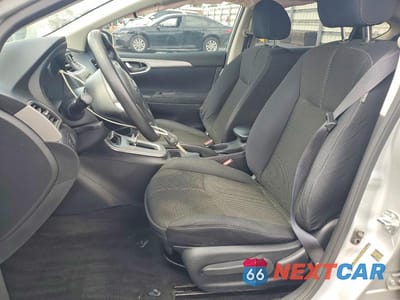 Zdjęcie 7 z 12 samochodu: 2014 NISSAN SENTRA S VIN:3N1AB7AP3EY261786 - miniatura