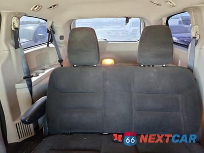 Zdjęcie 10 z 13 samochodu: 2017 DODGE GRAND CARAVAN SE VIN:2C4RDGBG4HR652040 - miniatura