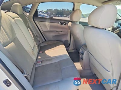 Zdjęcie 10 z 12 samochodu: 2014 NISSAN SENTRA S VIN:3N1AB7APXEY243236 - miniatura