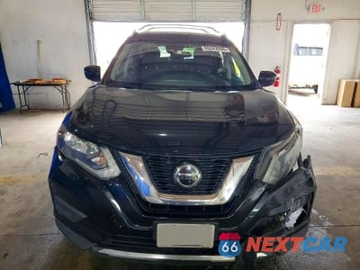 Piąte zdjęcie samochodu w środku: 2019 NISSAN ROGUE S VIN:5N1AT2MT9KC822188 - miniatura