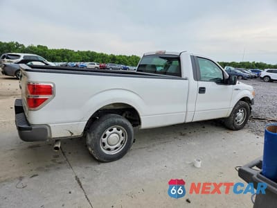 Trzecie zdjęcie samochodu z tyłu: 2013 FORD F150 VIN:1FTMF1CM7DKG48840 - miniatura