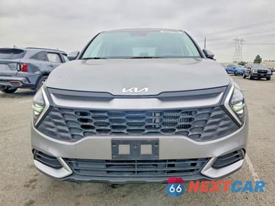 Piąte zdjęcie samochodu w środku: 2025 KIA SPORTAGE LX VIN:KNDPUCDG1S7216669 - miniatura