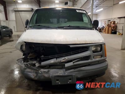 Piąte zdjęcie samochodu w środku: 2000 CHEVROLET EXPRESS G2500 VIN:1GCFG25W4Y1186923 - miniatura