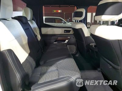 Zdjęcie 10 z 12 samochodu: 2025 TOYOTA TUNDRA CREWMAX CAPSTONE VIN:5TFVC5DB6SX100944 - miniatura