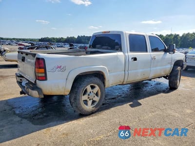 Trzecie zdjęcie samochodu z tyłu: 2006 GMC SIERRA K2500 HEAVY DUTY VIN:1GTHK23D06F166368 - miniatura