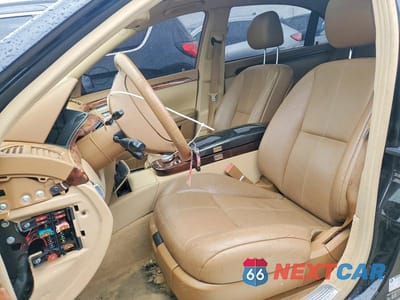 Zdjęcie 7 z 12 samochodu: 2007 MERCEDES-BENZ S 550 VIN:WDDNG71X37A045594 - miniatura