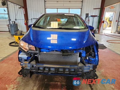 Piąte zdjęcie samochodu w środku: 2020 HONDA FIT LX VIN:3HGGK5H4XLM718168 - miniatura