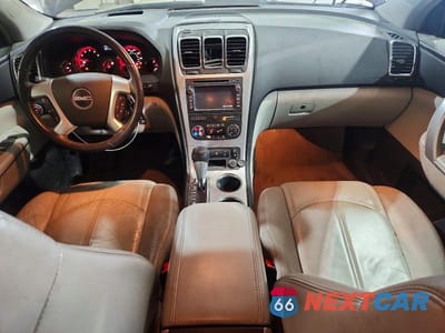 Zdjęcie 8 z 13 samochodu: 2008 GMC ACADIA SLT-2 VIN:1GKEV337X8J178932 - miniatura