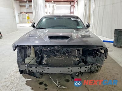 Piąte zdjęcie samochodu w środku: 2015 DODGE CHALLENGER SRT HELLCAT VIN:2C3CDZC94FH838654 - miniatura