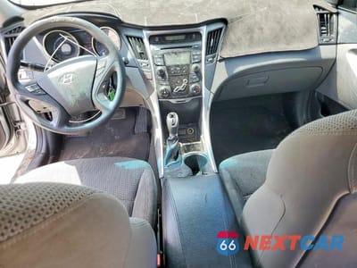 Zdjęcie 8 z 12 samochodu: 2012 HYUNDAI SONATA GLS VIN:5NPEB4AC5CH467809 - miniatura