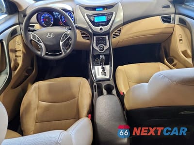 Zdjęcie 8 z 12 samochodu: 2012 HYUNDAI ELANTRA LIMITED VIN:KMHDH4AE0CU432902 - miniatura