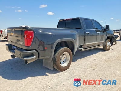 Trzecie zdjęcie samochodu z tyłu: 2025 CHEVROLET SILVERADO K3500 HIGH COUNTRY VIN:1GC4KVEY4SF226260 - miniatura
