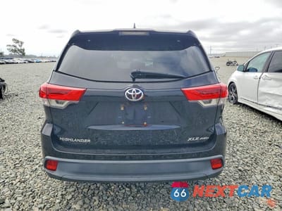 Zdjęcie 6 z 14 samochodu: 2018 TOYOTA HIGHLANDER XLE VIN:5TDJZRFH3JS828067 - miniatura