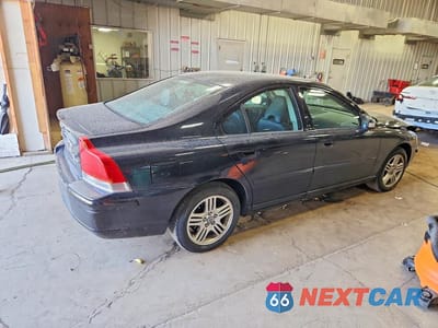 Trzecie zdjęcie samochodu z tyłu: 2007 VOLVO S60 2.5T VIN:YV1RS592172602112 - miniatura