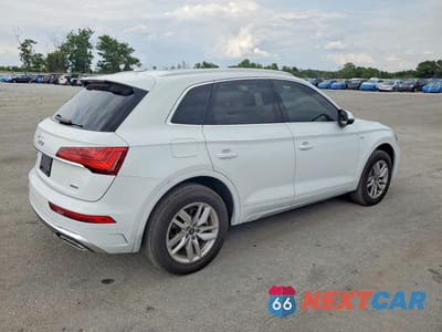 Trzecie zdjęcie samochodu z tyłu: 2023 AUDI Q5 PREMIUM 45 VIN:WA1GAAFY2P2158797 - miniatura