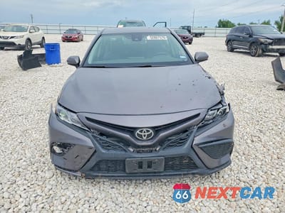 Piąte zdjęcie samochodu w środku: 2021 TOYOTA CAMRY SE VIN:4T1G11AK3MU411887 - miniatura