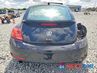Zdjęcie 6 z 13 samochodu: 2013 VOLKSWAGEN BEETLE TURBO VIN:3VWVT7AT7DM681966 - miniatura