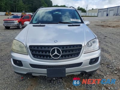 Piąte zdjęcie samochodu w środku: 2006 MERCEDES-BENZ ML 350 VIN:4JGBB86E56A009537 - miniatura