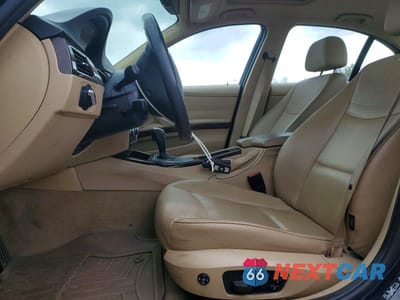 Zdjęcie 7 z 12 samochodu: 2011 BMW 328 XI SULEV VIN:WBAPK5G5XBNN80562 - miniatura