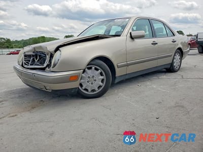 1996 MERCEDES-BENZ E 320 WDBJF55FXTJ014515 - główne zdjęcie licytacji z USA - miniatura