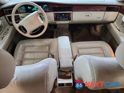 Zdjęcie 8 z 12 samochodu: 1995 CADILLAC DEVILLE VIN:1G6KD52B0SU302086 - miniatura