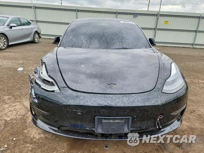 Piąte zdjęcie samochodu w środku: 2023 TESLA 3 VIN:5YJ3E1EAXPF436601 - miniatura